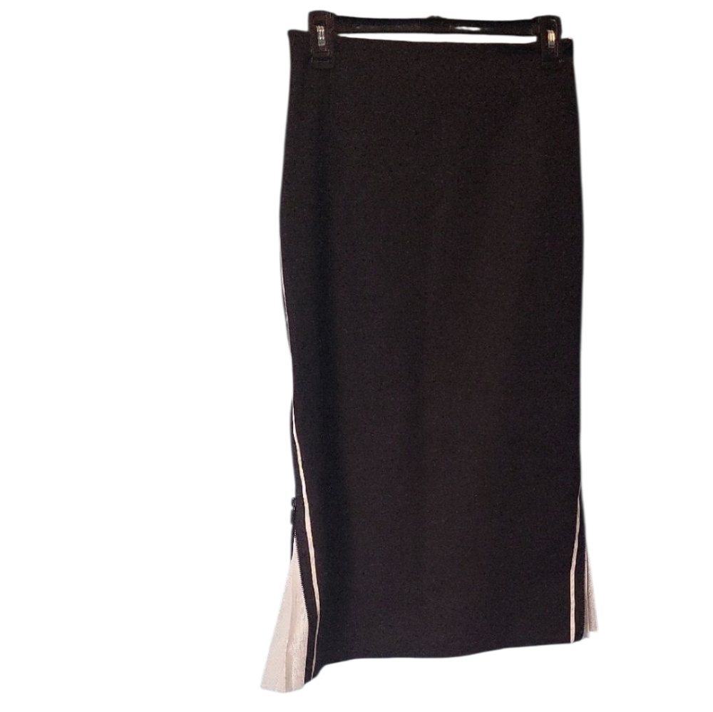 Elegant Black Pencil Skirt with White Accents